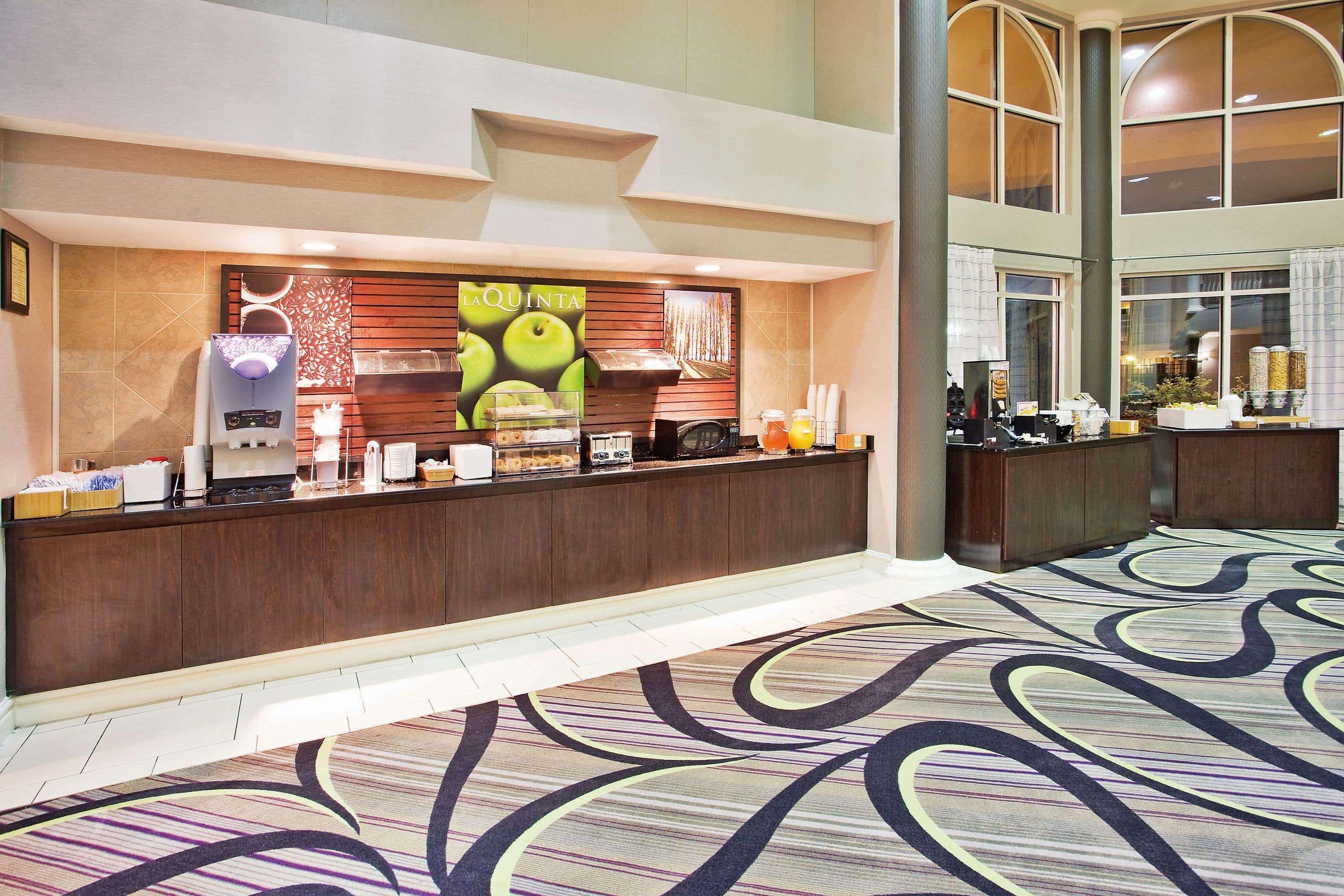 La Quinta By Wyndham Macon Hotel Buitenkant foto