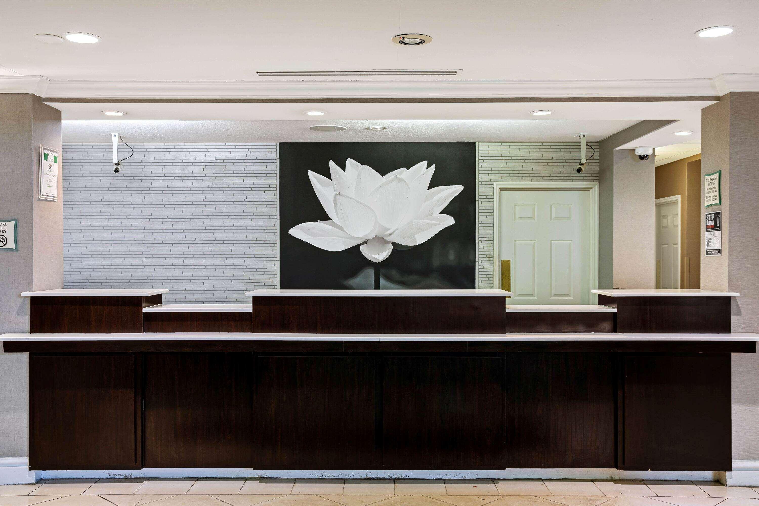 La Quinta By Wyndham Macon Hotel Buitenkant foto