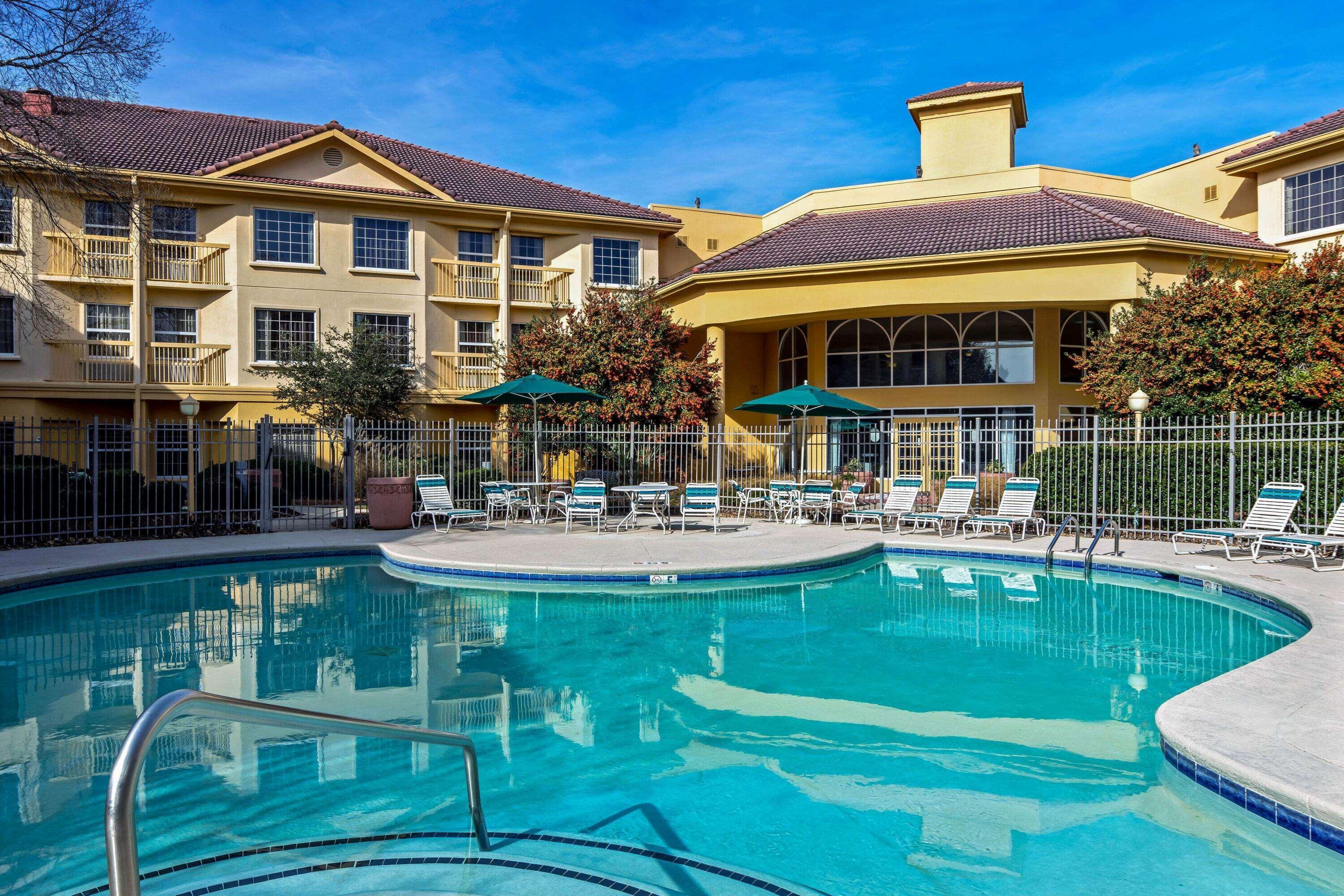 La Quinta By Wyndham Macon Hotel Buitenkant foto
