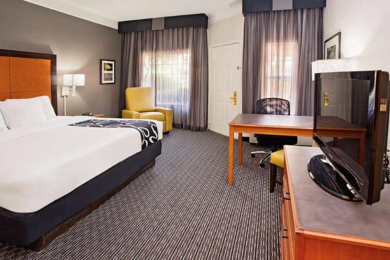 La Quinta By Wyndham Macon Hotel Buitenkant foto